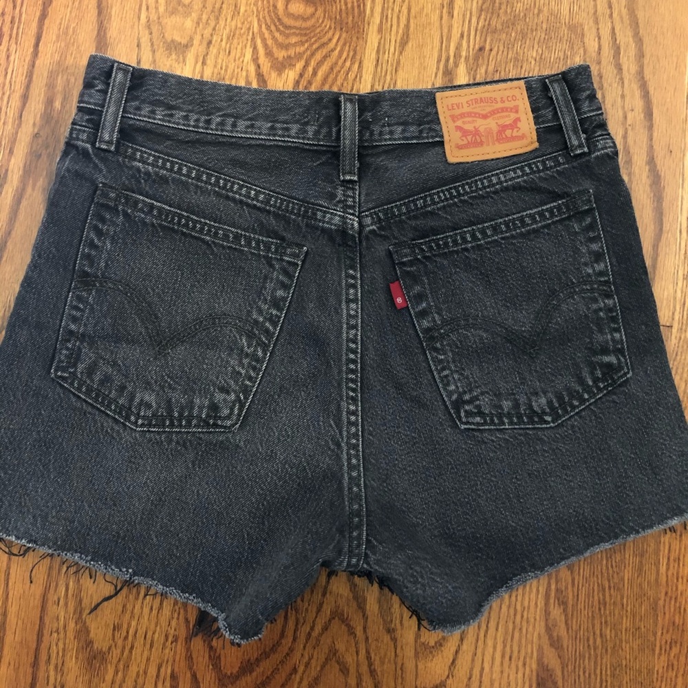 Levi’s wedgie high waisted shorts